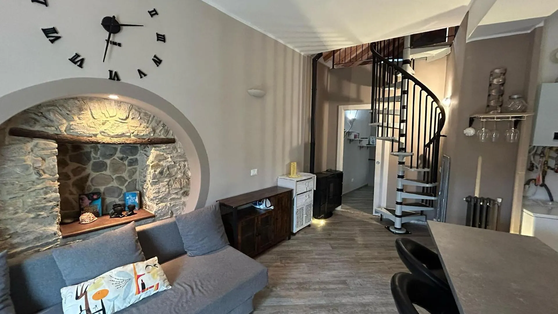 Lingueietta Loft Apartment Lingueglietta Italy